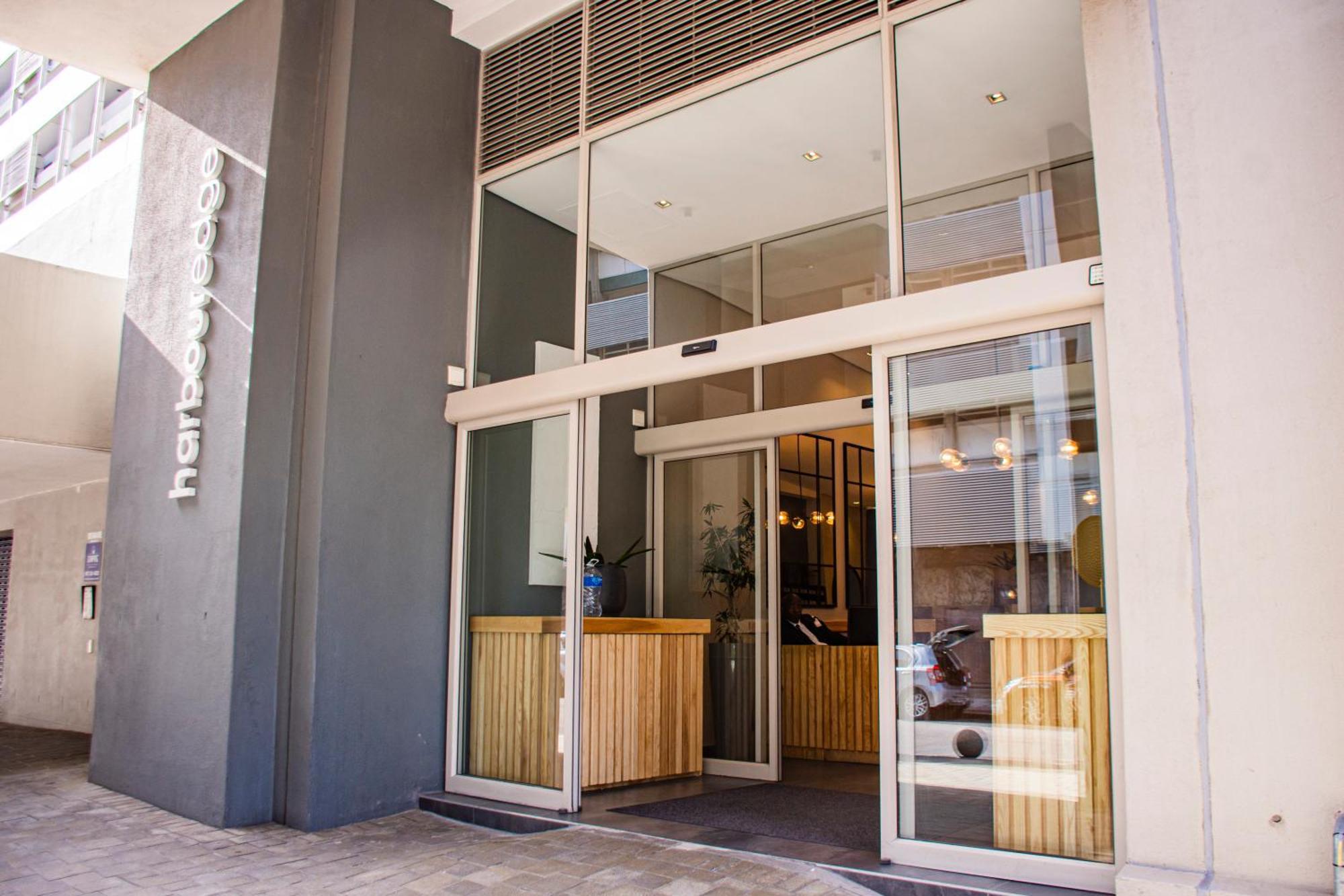 Zeno - No Loadshedding Apartment